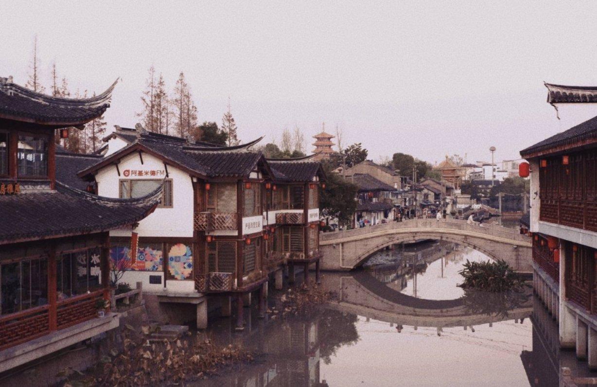 洞穴陷阱逃生